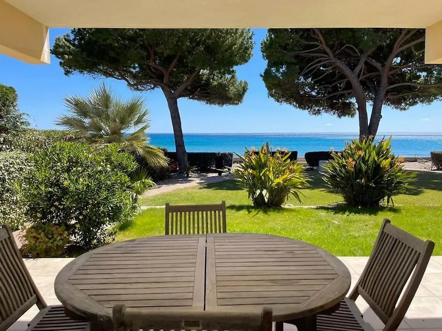Le St Barth - Clim - Acces Mer Direct - 2 Chbre Parking La Ciotat 0*,  France