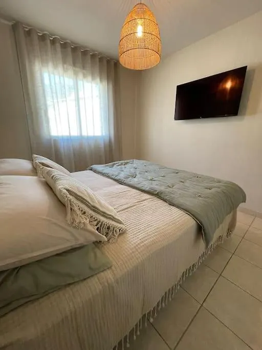 Apartment Le St Barth - Clim - Acces Mer Direct - 2 Chbre Parking La Ciotat